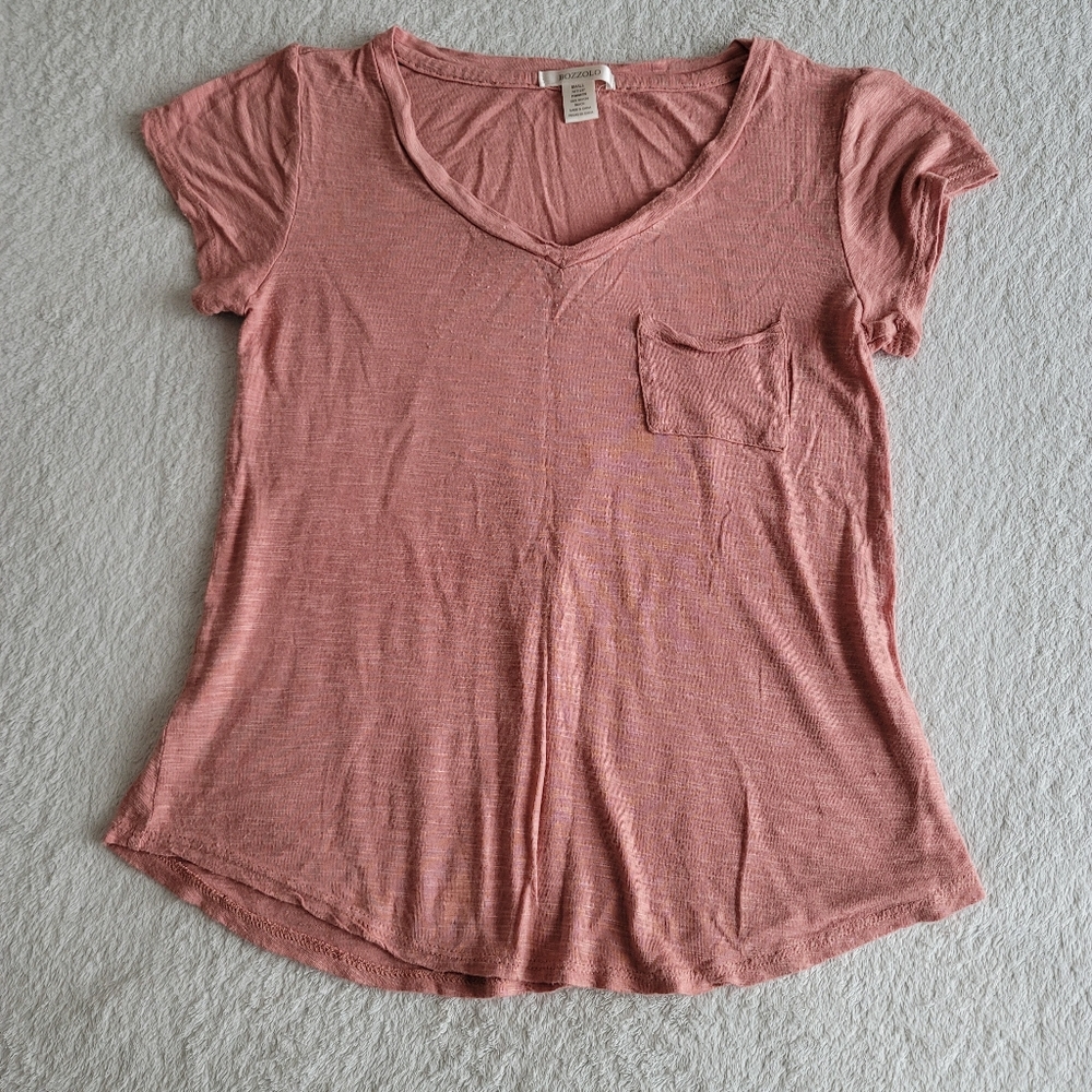 V- neck